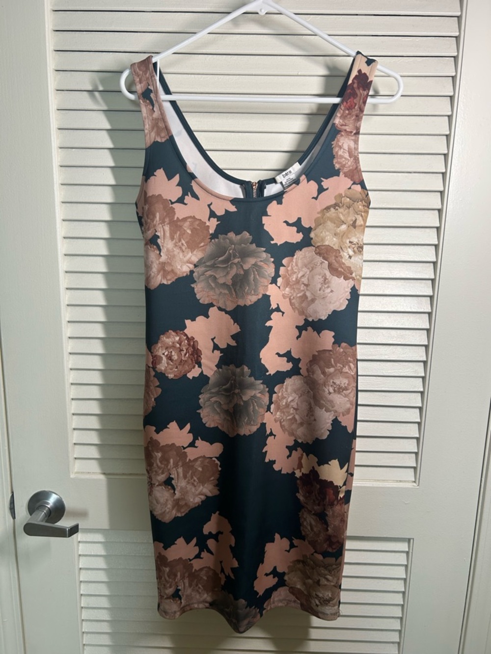 Bar III Sleeveless Floral Sheath Dress in Green and Blush Rose Gold Hardware